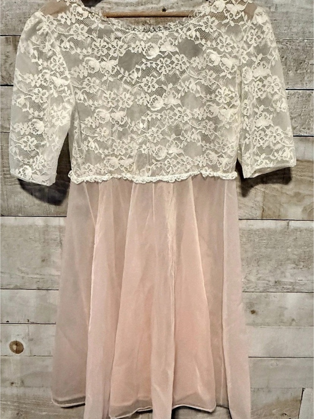 Vintage Vanity Fair Night dress overlay - Picture 4 of 6